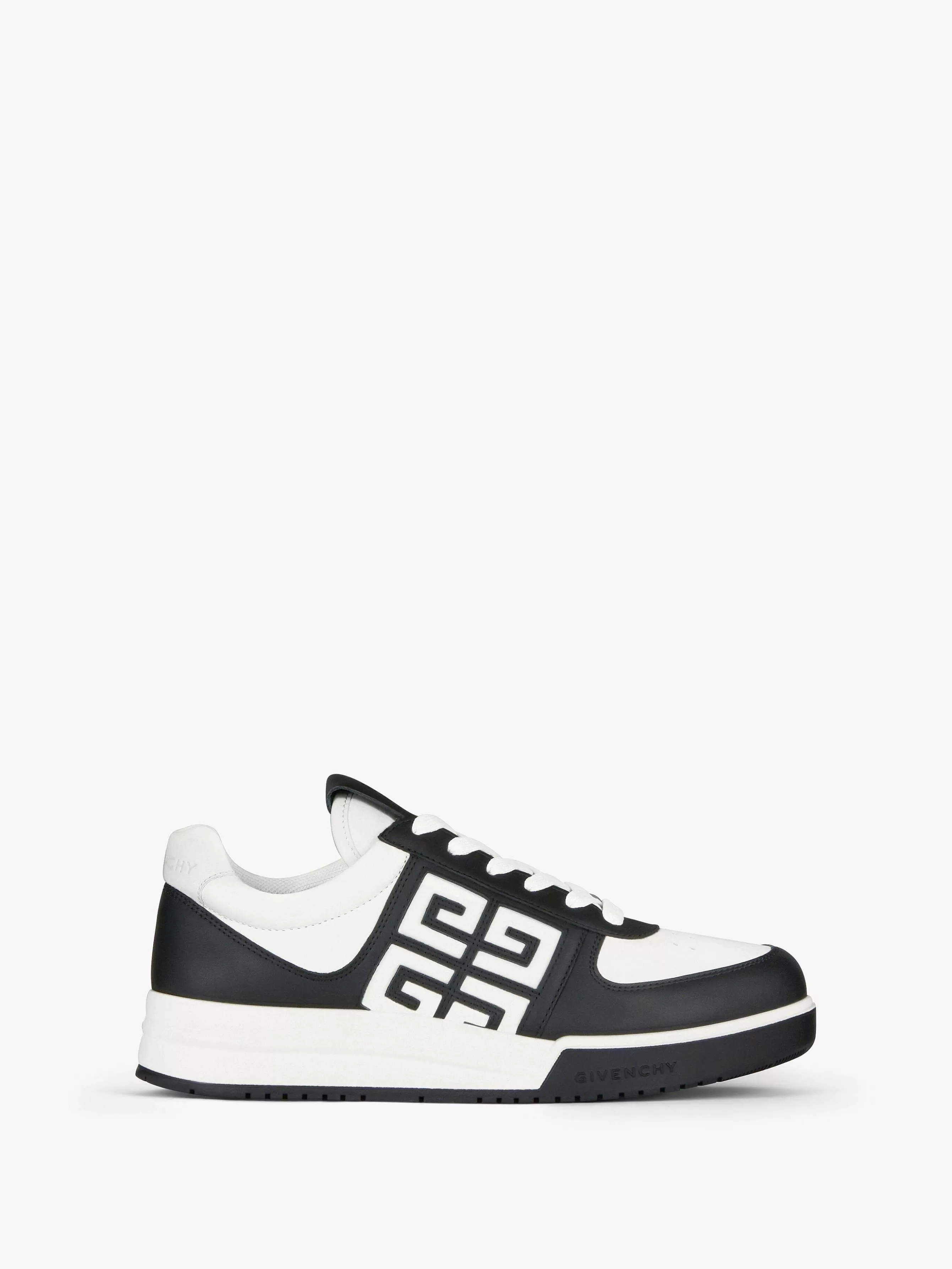 Givenchy Baskets>Baskets G4 En Cuir Noir Blanc