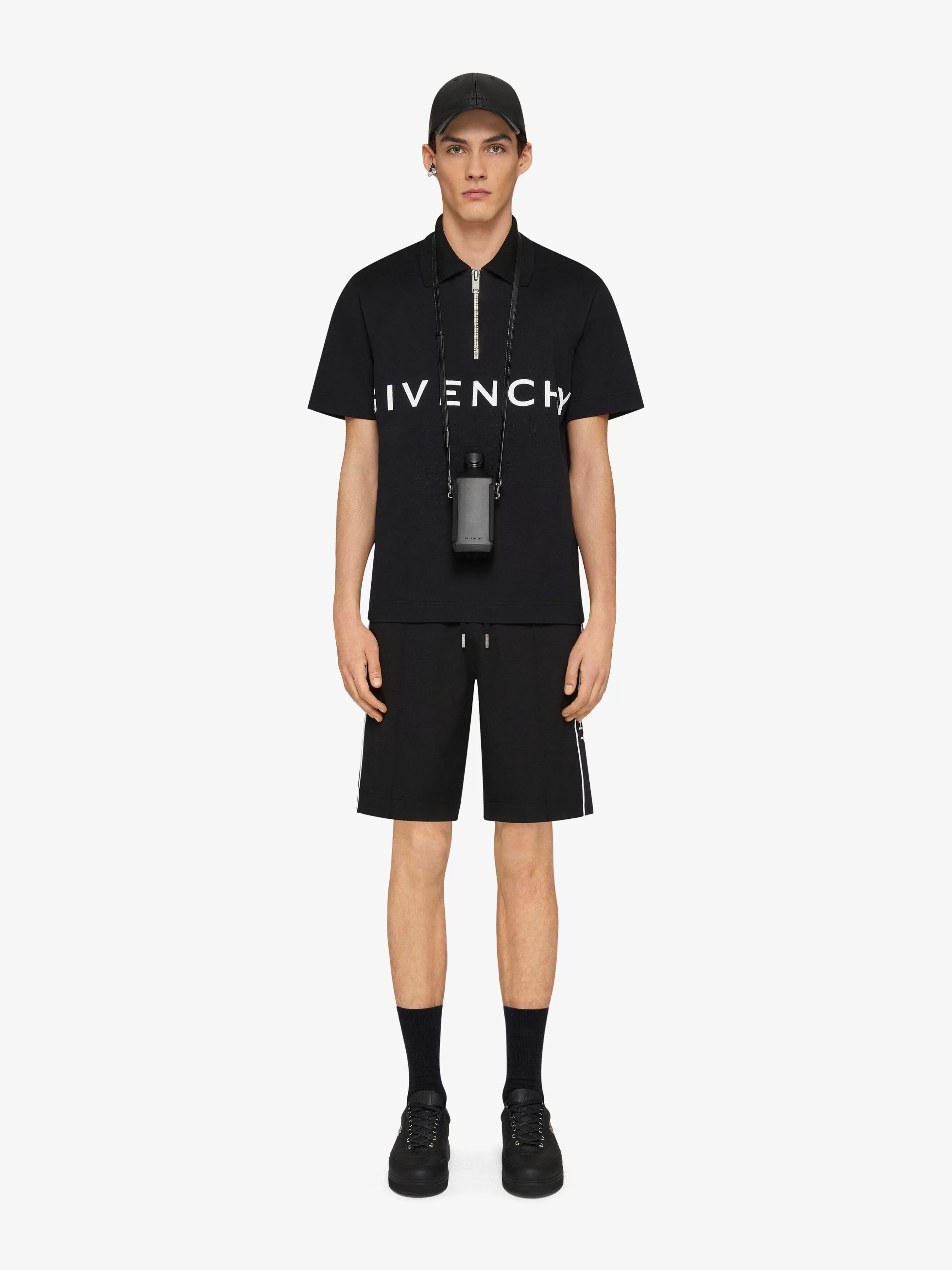 Givenchy Shorts>Bermuda En Molleton Avec Bandes Noir