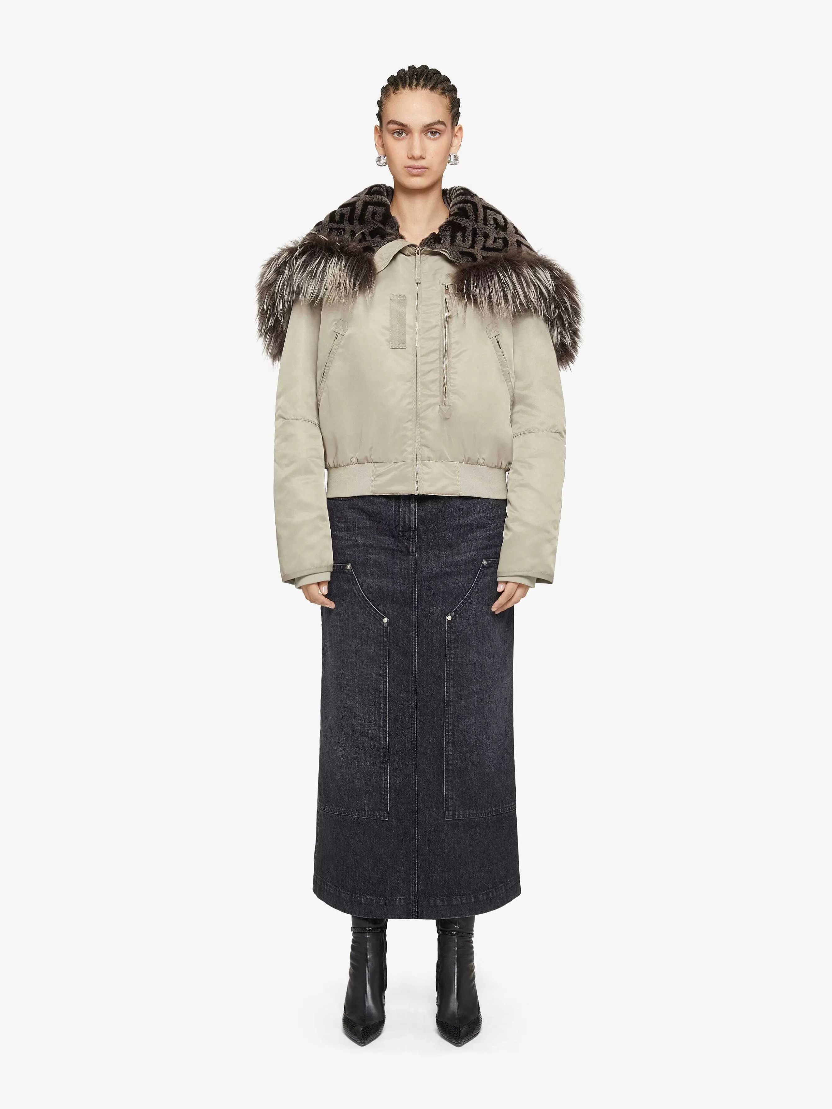 Givenchy Vetements D'Exterieur Et Blousons>Bomber Court Avec Capuche En Fourrure 4G Du Mastique