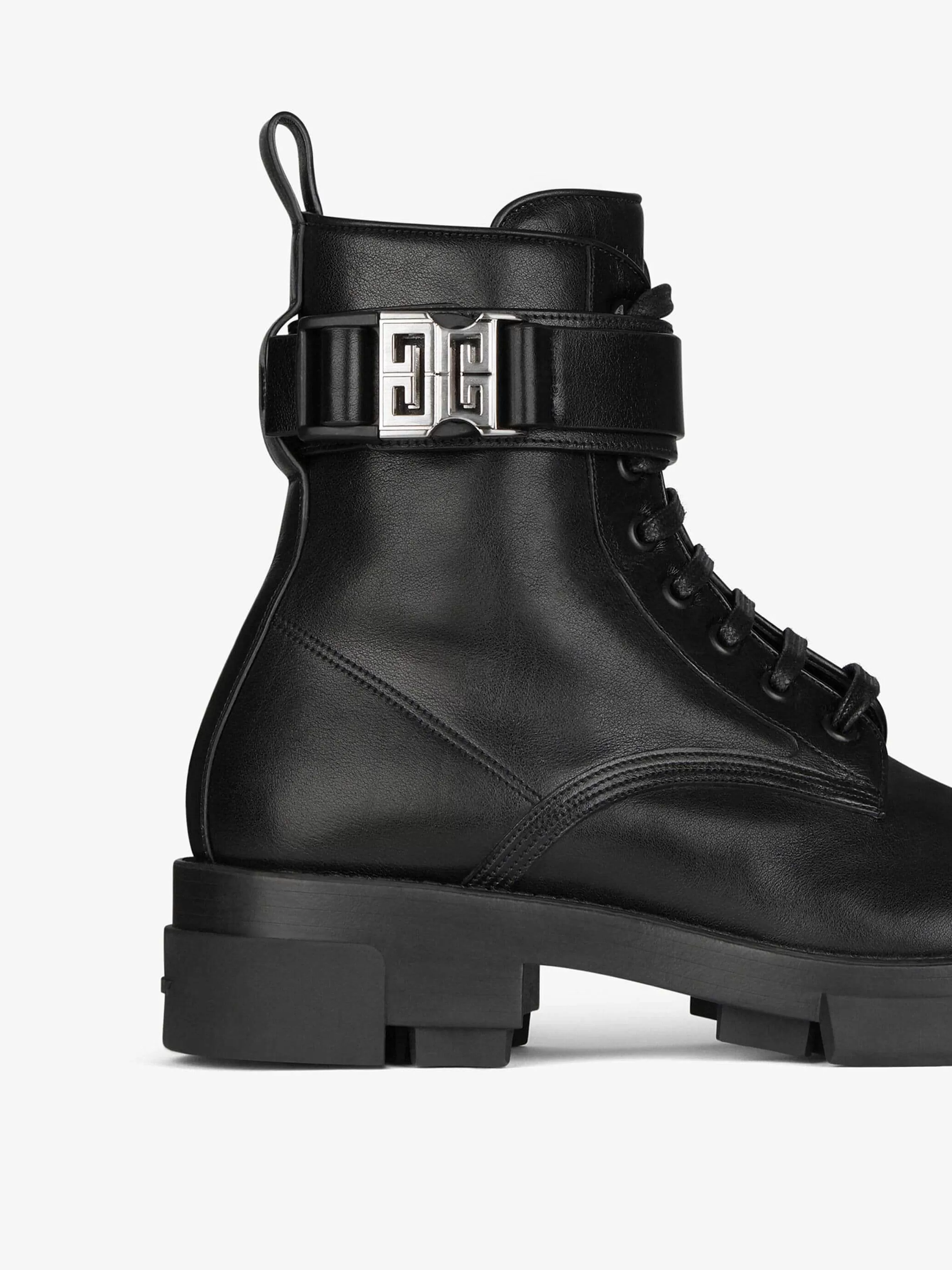 Givenchy Bottes Et Bottines>Bottes Terra En Cuir Avec Boucle 4G Noir