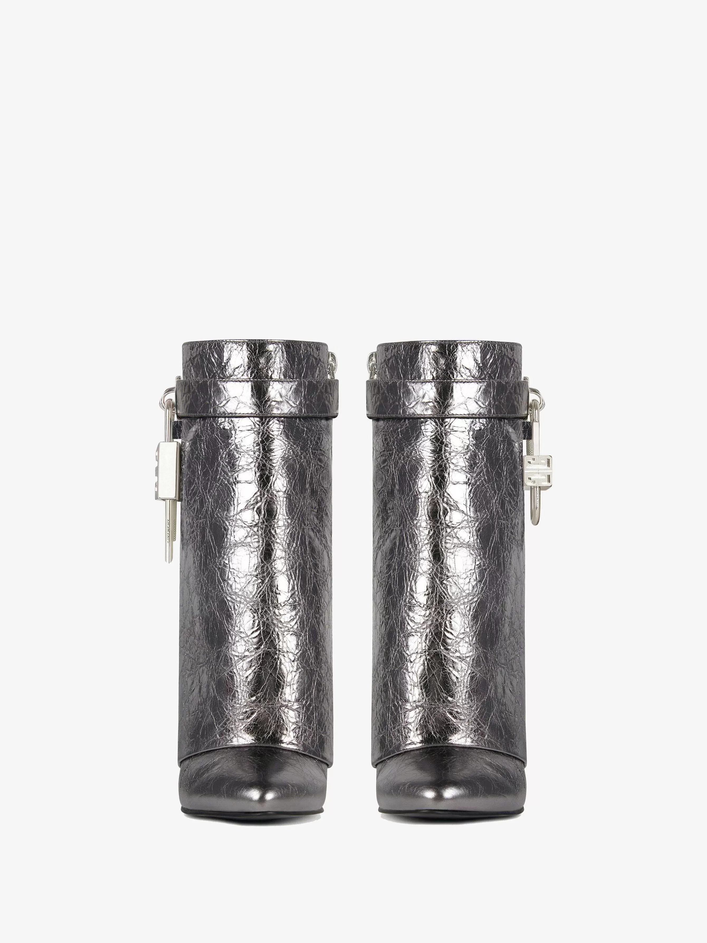 Givenchy Bottes Et Bottines>Bottines Shark Lock En Cuir Lamine Gris Argente