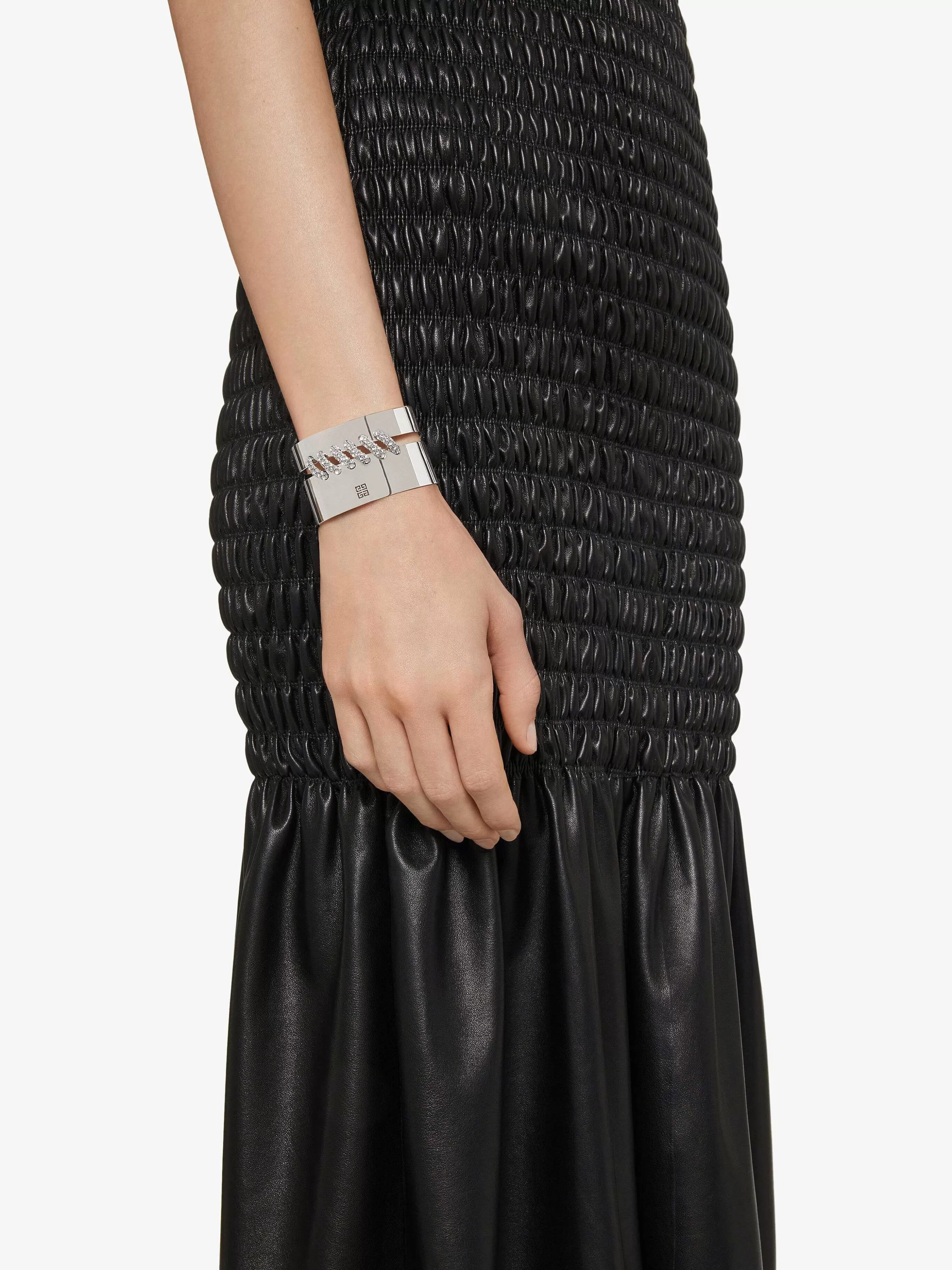 Givenchy Bijoux>Bracelet Stitch En Metal Avec Cristaux Argente