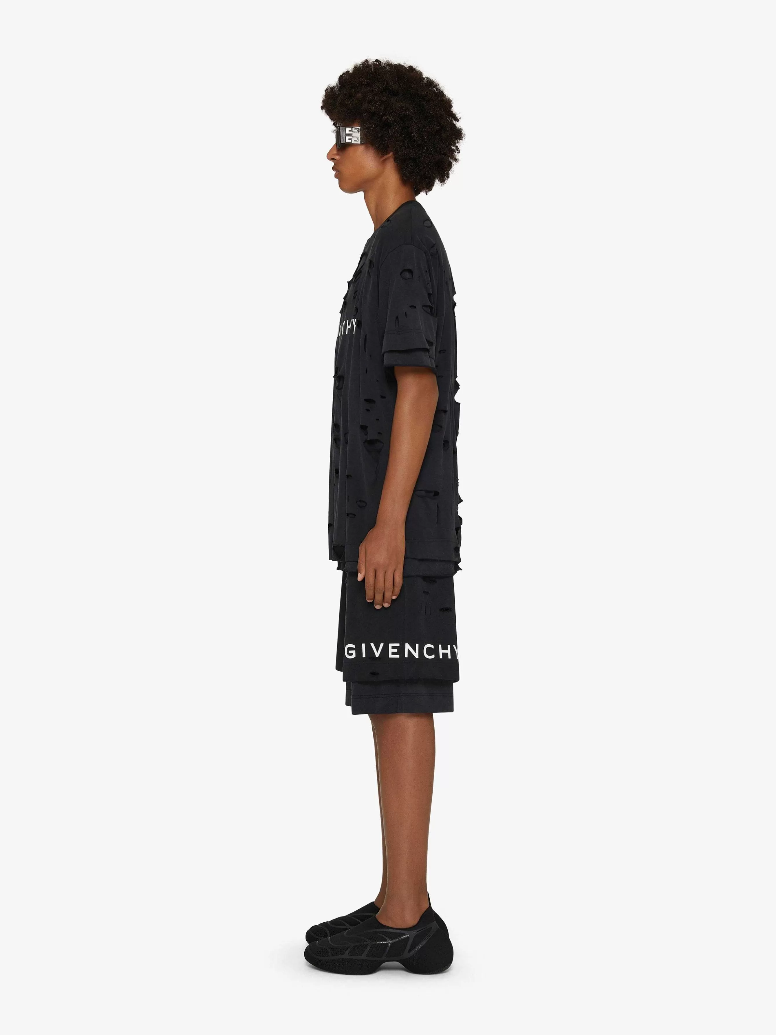 Givenchy Shorts> Bermuda En Felpa Avec Effet Destroye Noir Delave