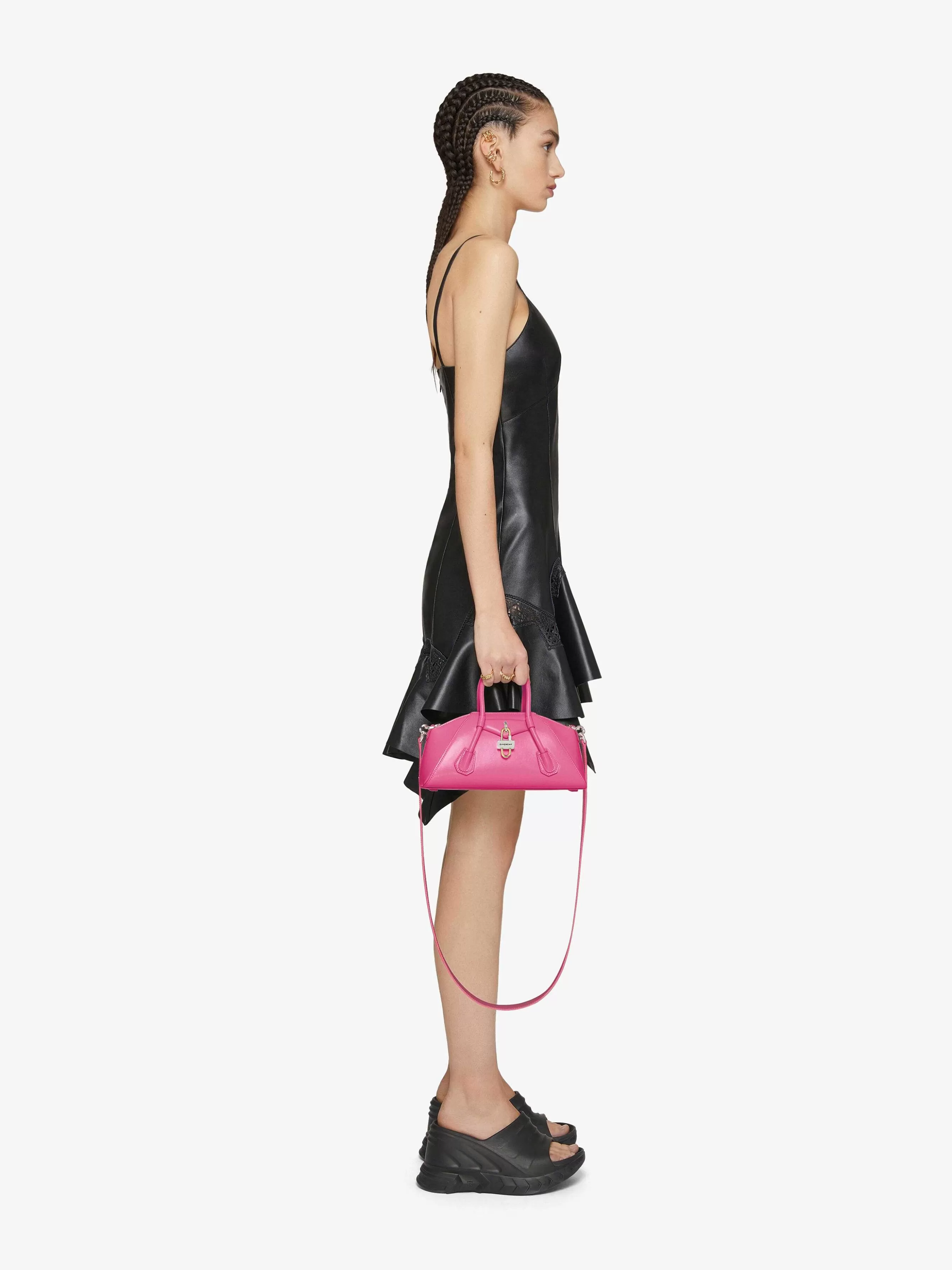 Givenchy Antigona>Mini Sac Antigona Stretch En Cuir Box Rose Neon