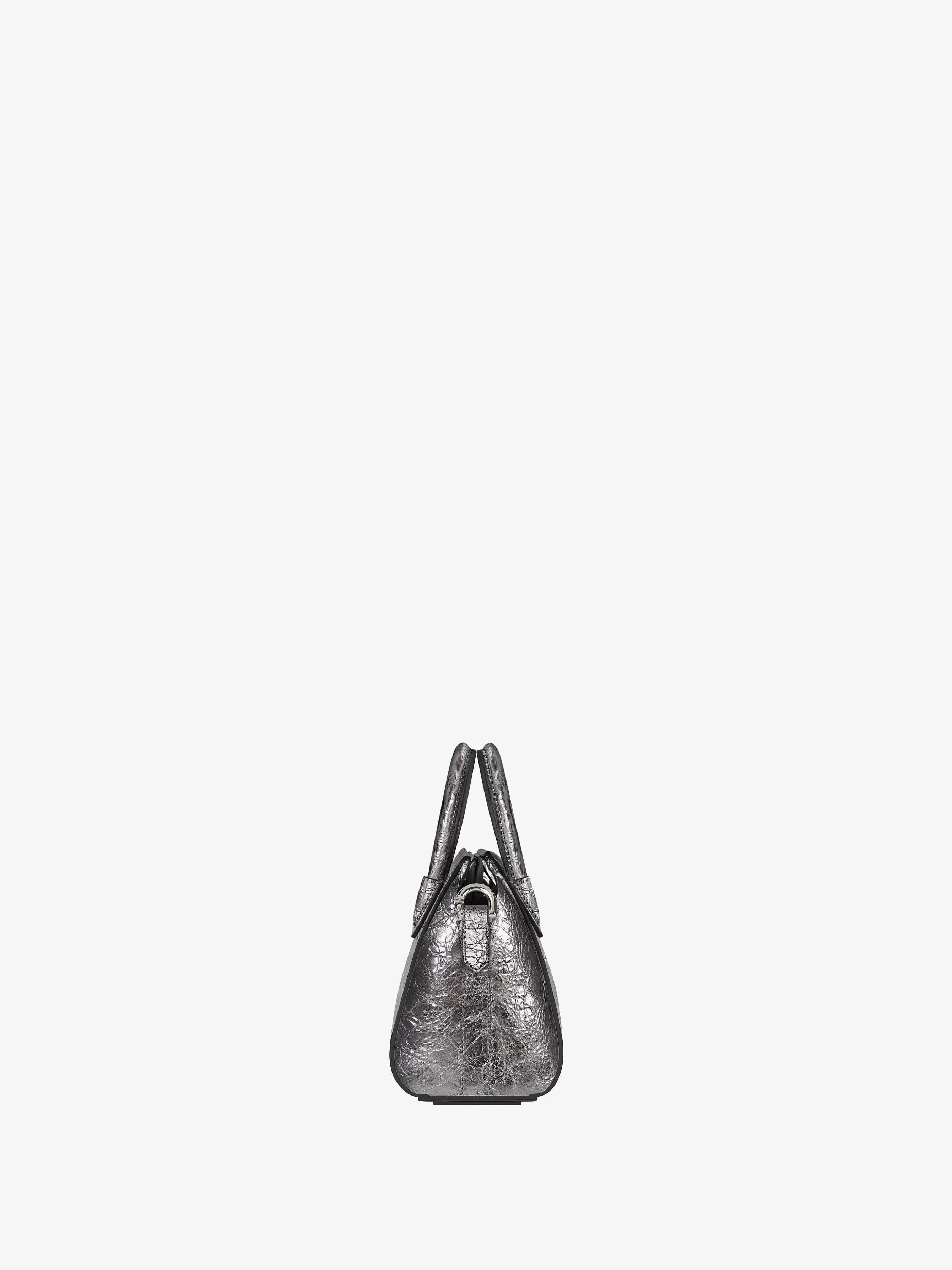 Givenchy Antigona>Sac Micro Antigona En Cuir Lame Gris Argente